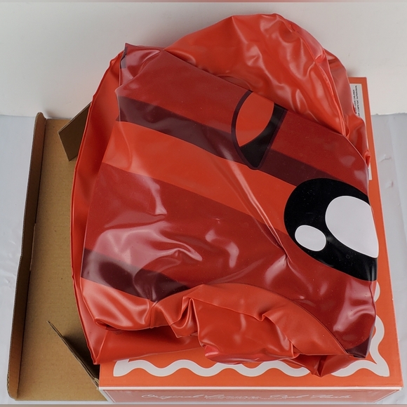 Funboy x Bark "Harry The Hydrant's Revenge" Inflatable Sprinkler 21" x 37" - NOB - Picture 7 of 9